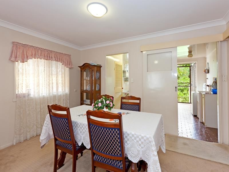 4 Abingdon Street, Woolloongabba QLD 4102