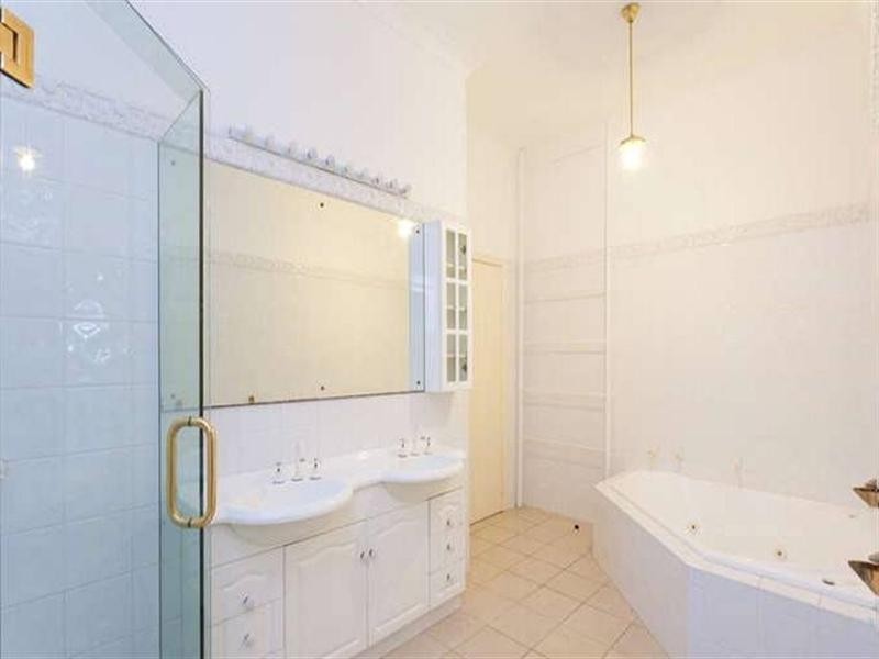 21 Borva Street, Dutton Park QLD 4102