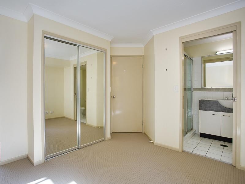 4/28 Clarendon Street, East Brisbane QLD 4169