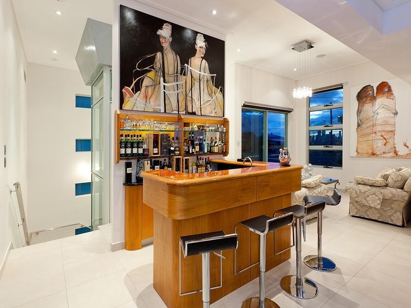 60 Main Avenue, Balmoral QLD 4171