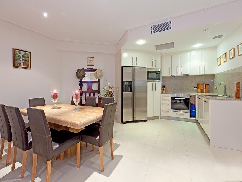 60 Main Avenue, Balmoral QLD 4171