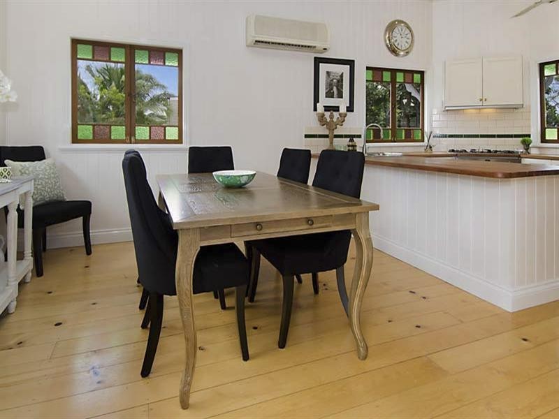 57 Lindsay Street, Hawthorne QLD 4171