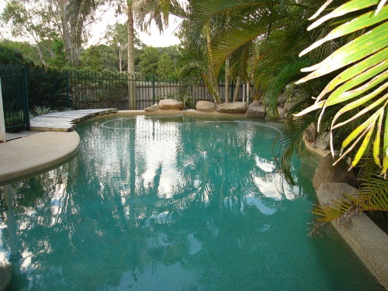 10 Quetta Close, Carindale QLD 4152