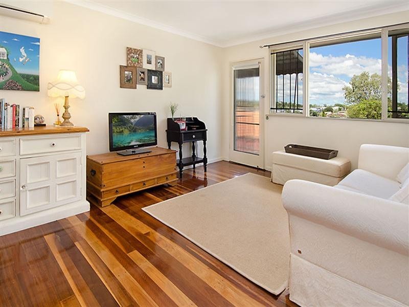 4/9 Miriam Street, Holland Park West QLD 4121