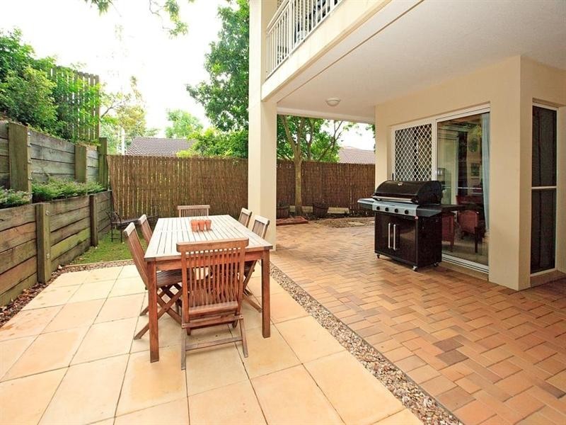 4/48 Riddell Street, Bulimba QLD 4171