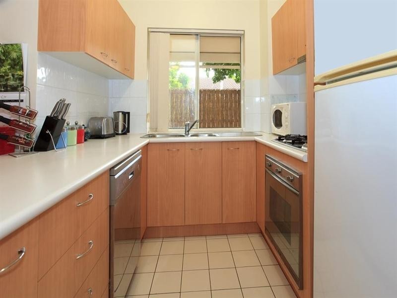 4/48 Riddell Street, Bulimba QLD 4171