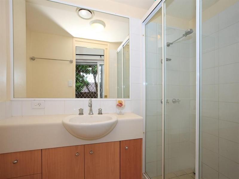 4/48 Riddell Street, Bulimba QLD 4171