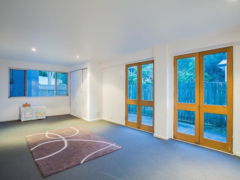 1 Yonga Street, Balmoral QLD 4171