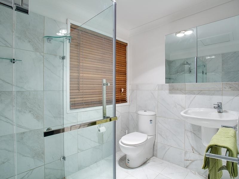 1 Yonga Street, Balmoral QLD 4171