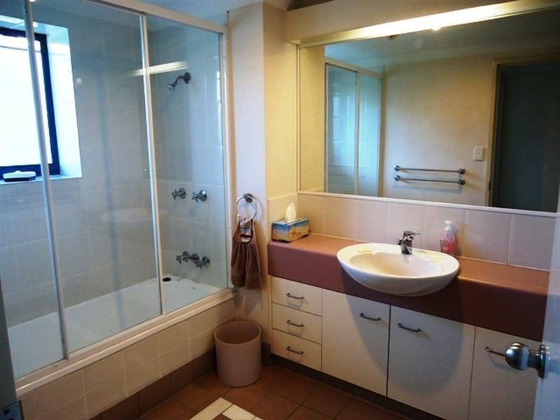 35 Ferry Street, Kangaroo Point QLD 4169