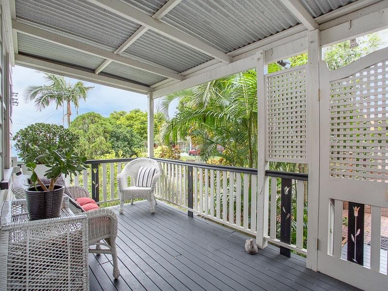 120 Hawthorne Road, Hawthorne QLD 4171