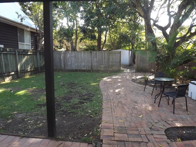 11 Moore Street, Morningside QLD 4170