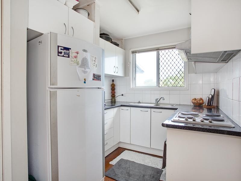 18 Railway Terrace, Murarrie QLD 4172