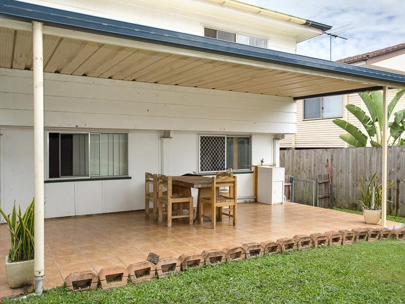 18 Railway Terrace, Murarrie QLD 4172