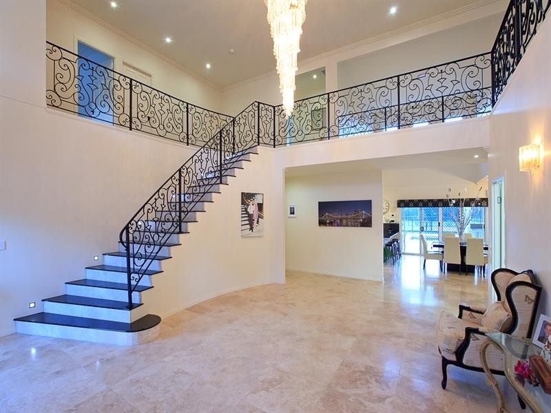 124 London Road, Belmont QLD 4153