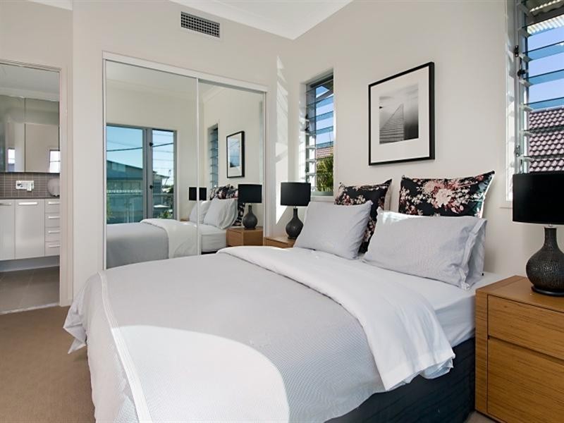 7/18 Barton Road, Hawthorne QLD 4171