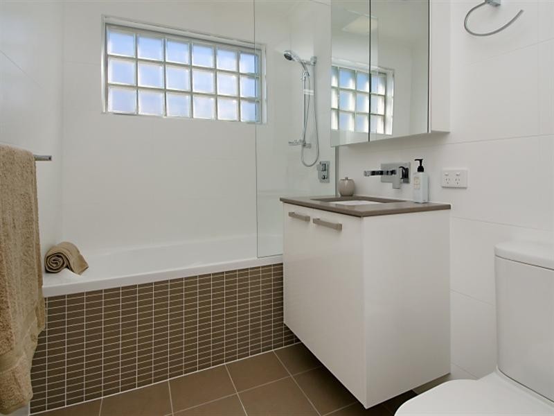 7/18 Barton Road, Hawthorne QLD 4171