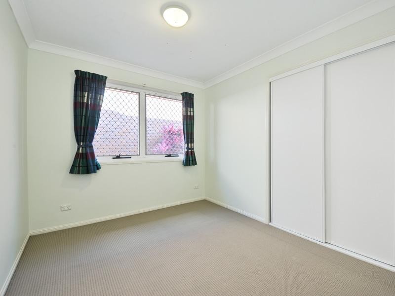 19 Cedar Street, Cannon Hill QLD 4170