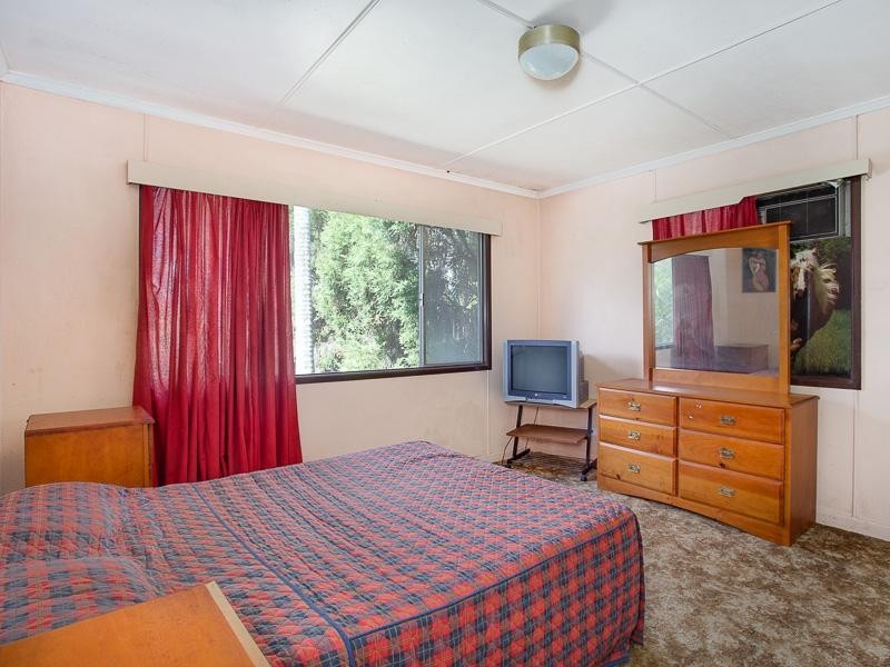 220 Monash Road, Tarragindi QLD 4121