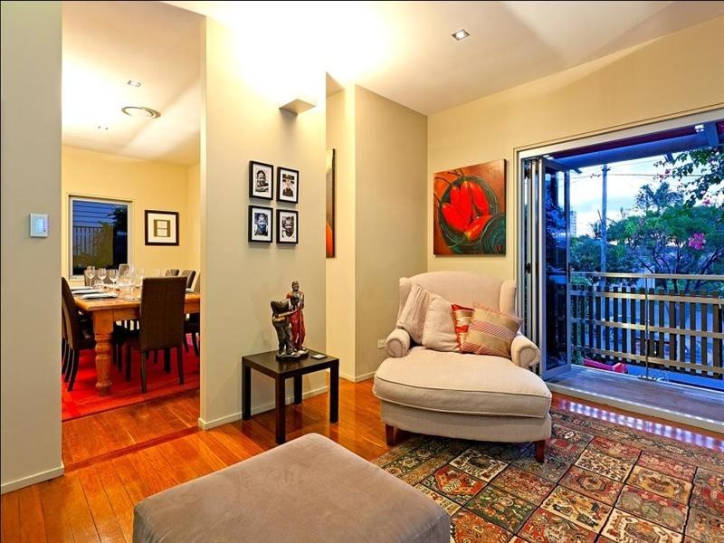 5 Stafford Street, East Brisbane QLD 4169