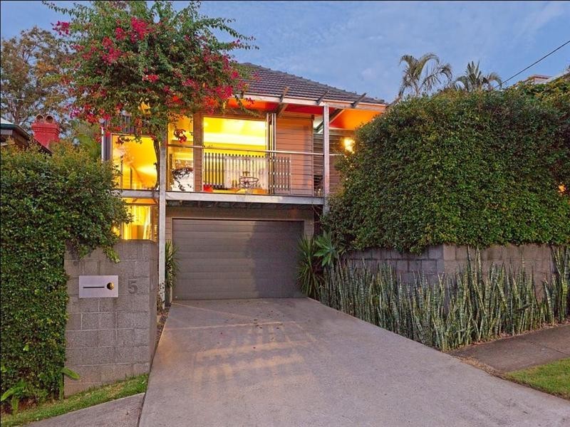 5 Stafford Street, East Brisbane QLD 4169