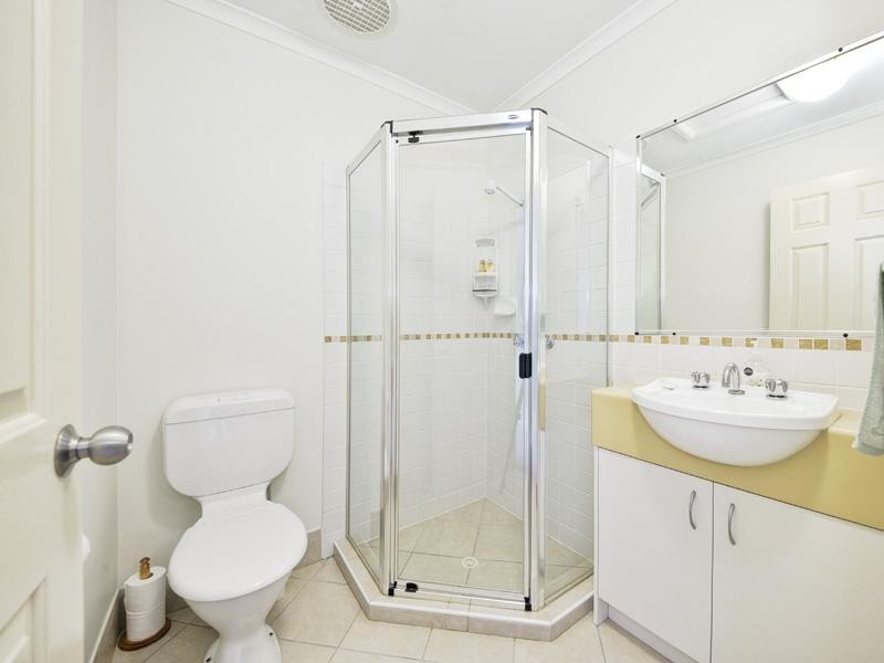 7/70 Douglas Street, Greenslopes QLD 4120