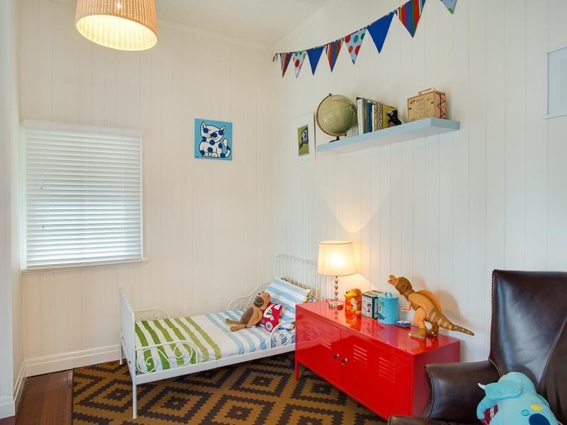 105 Barton Road, Hawthorne QLD 4171