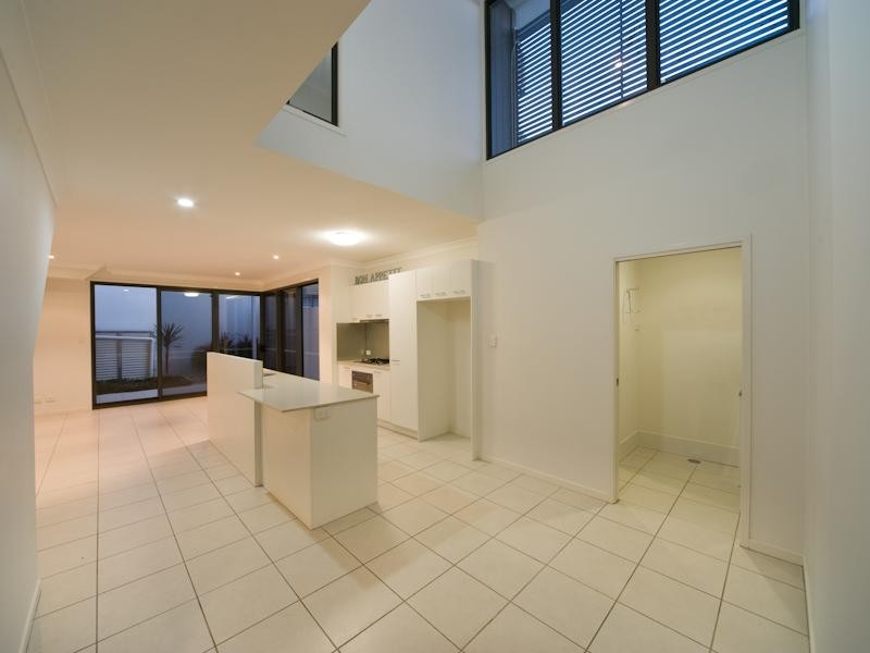 2/37 Jersey Street, Morningside QLD 4170