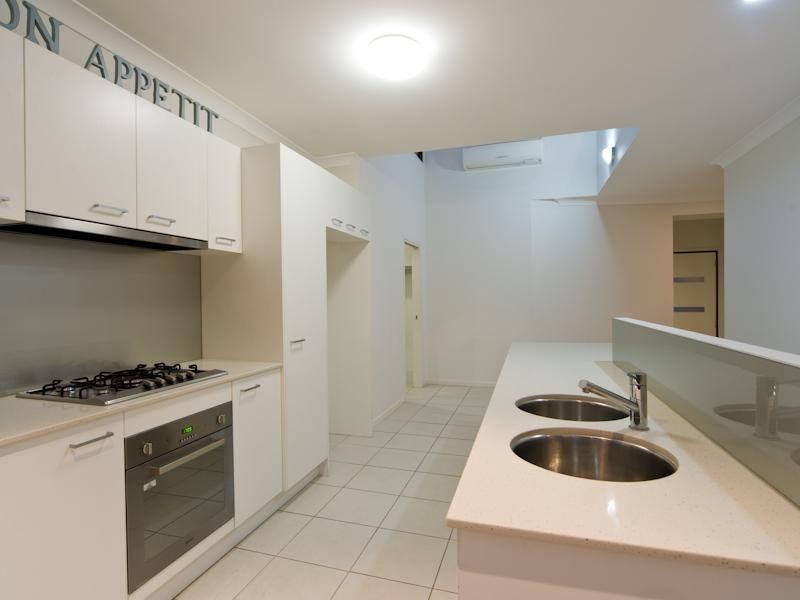 2/37 Jersey Street, Morningside QLD 4170