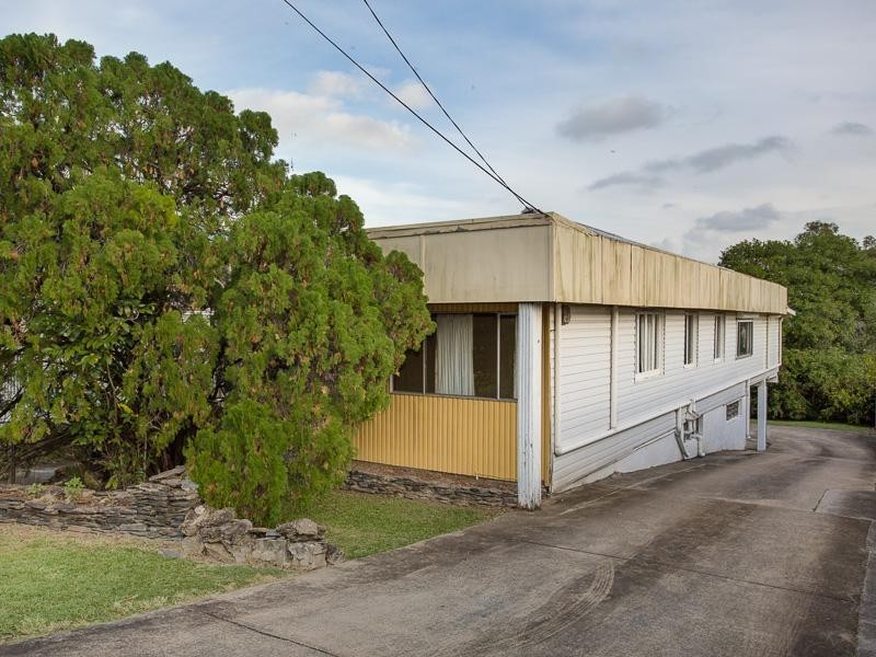 348 Bennetts Road, Norman Park QLD 4170