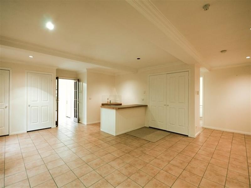 East Brisbane QLD 4169