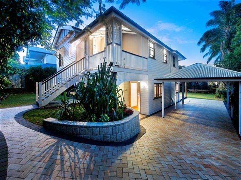 55 Malcolm Street, Hawthorne QLD 4171