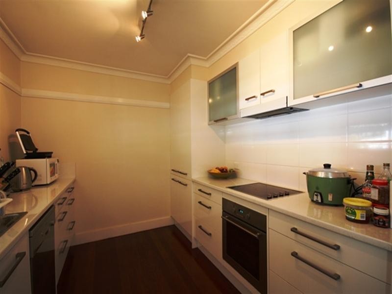 569 D`Arcy Road, Carina QLD 4152