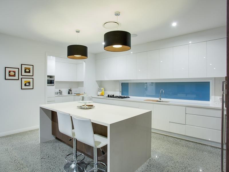 7 Merinda Street, Greenslopes QLD 4120