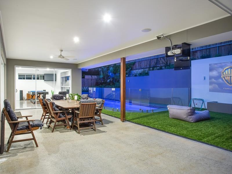 7 Merinda Street, Greenslopes QLD 4120
