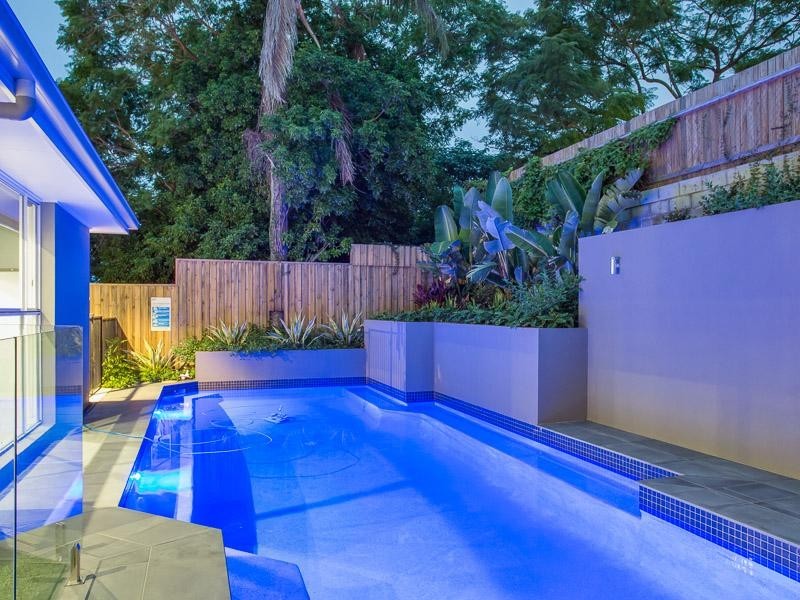 7 Merinda Street, Greenslopes QLD 4120