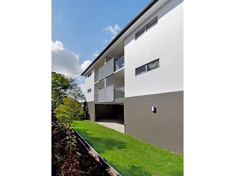 25 Balmoral Street, Hawthorne QLD 4171