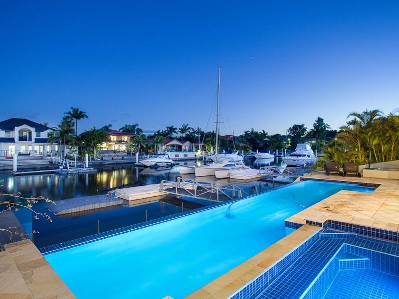 6 Downwind Court, Birkdale QLD 4159