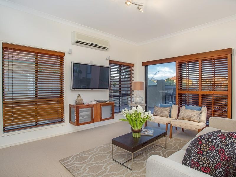 6 Downwind Court, Birkdale QLD 4159