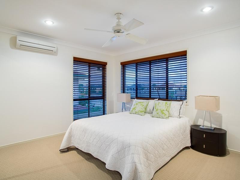 6 Downwind Court, Birkdale QLD 4159