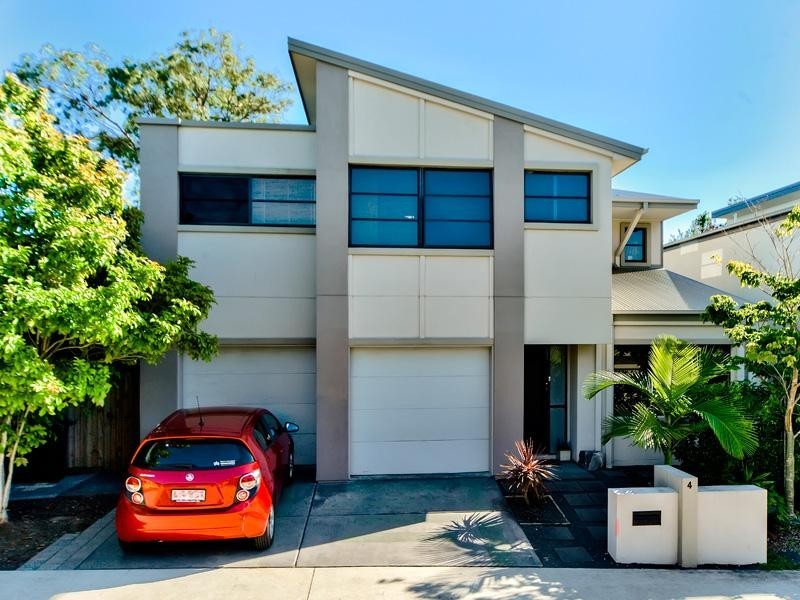 4 Celestial Court, Carina QLD 4152