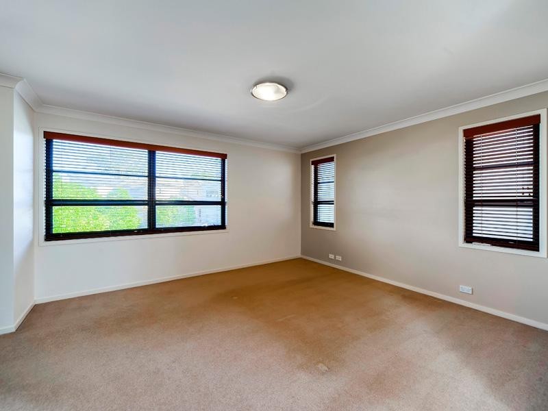 16 Celestial Court, Carina QLD 4152