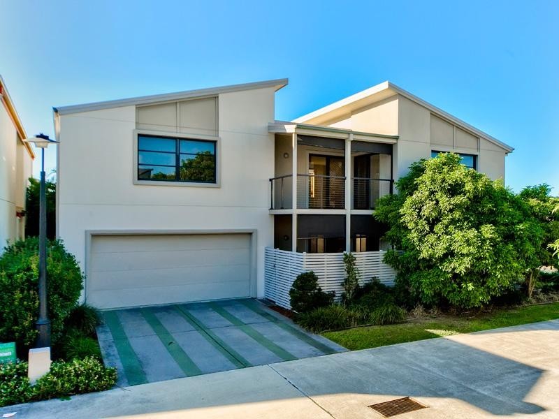 16 Celestial Court, Carina QLD 4152