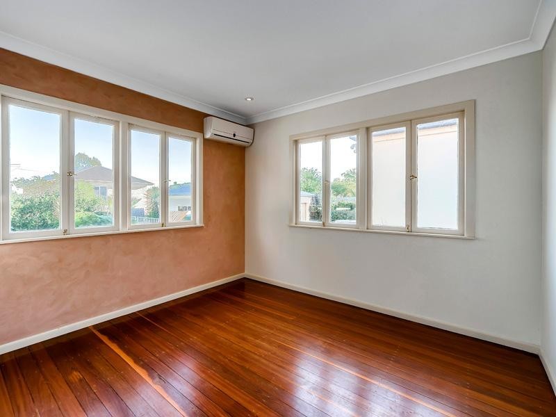 134 Shrapnel Road, Cannon Hill QLD 4170