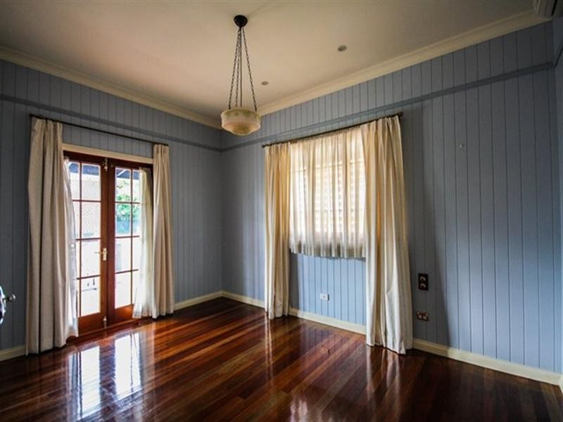 272 Ferguson Road, Seven Hills QLD 4170