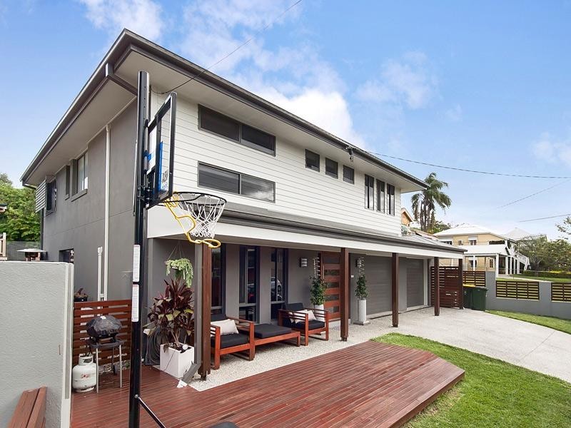 51 Frank Street, Norman Park QLD 4170