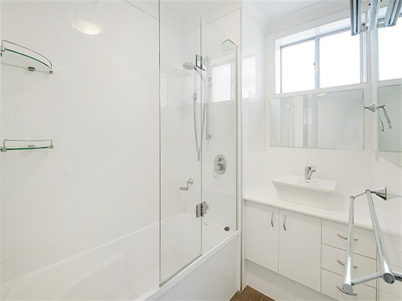 4/344 Cornwall Street, Coorparoo QLD 4151