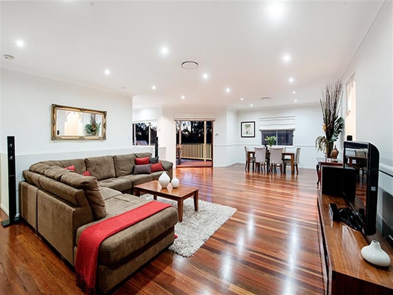 39 Lavington Street, Coorparoo QLD 4151