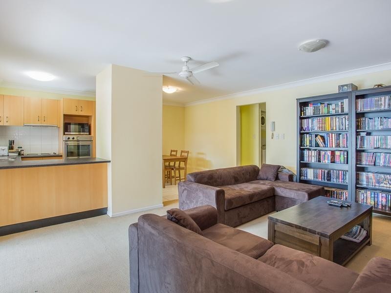 15/79 Lawson Street, Morningside QLD 4170