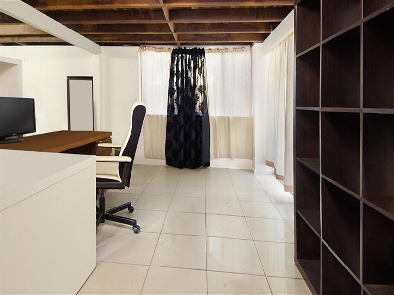 12 Bent Street, Cannon Hill QLD 4170